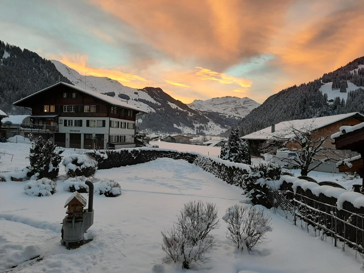Gästehaus Alpenblick Wildstrubel Sankt Stephan Exterior foto