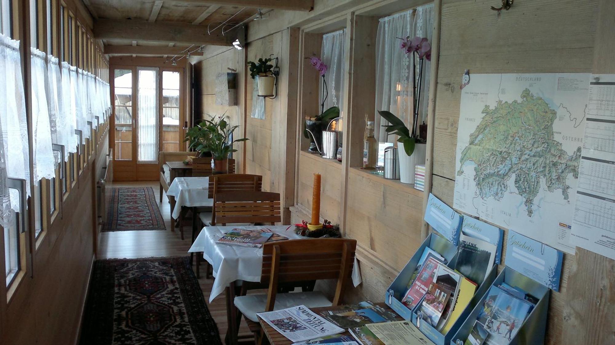 Gästehaus Alpenblick Wildstrubel Sankt Stephan Exterior foto